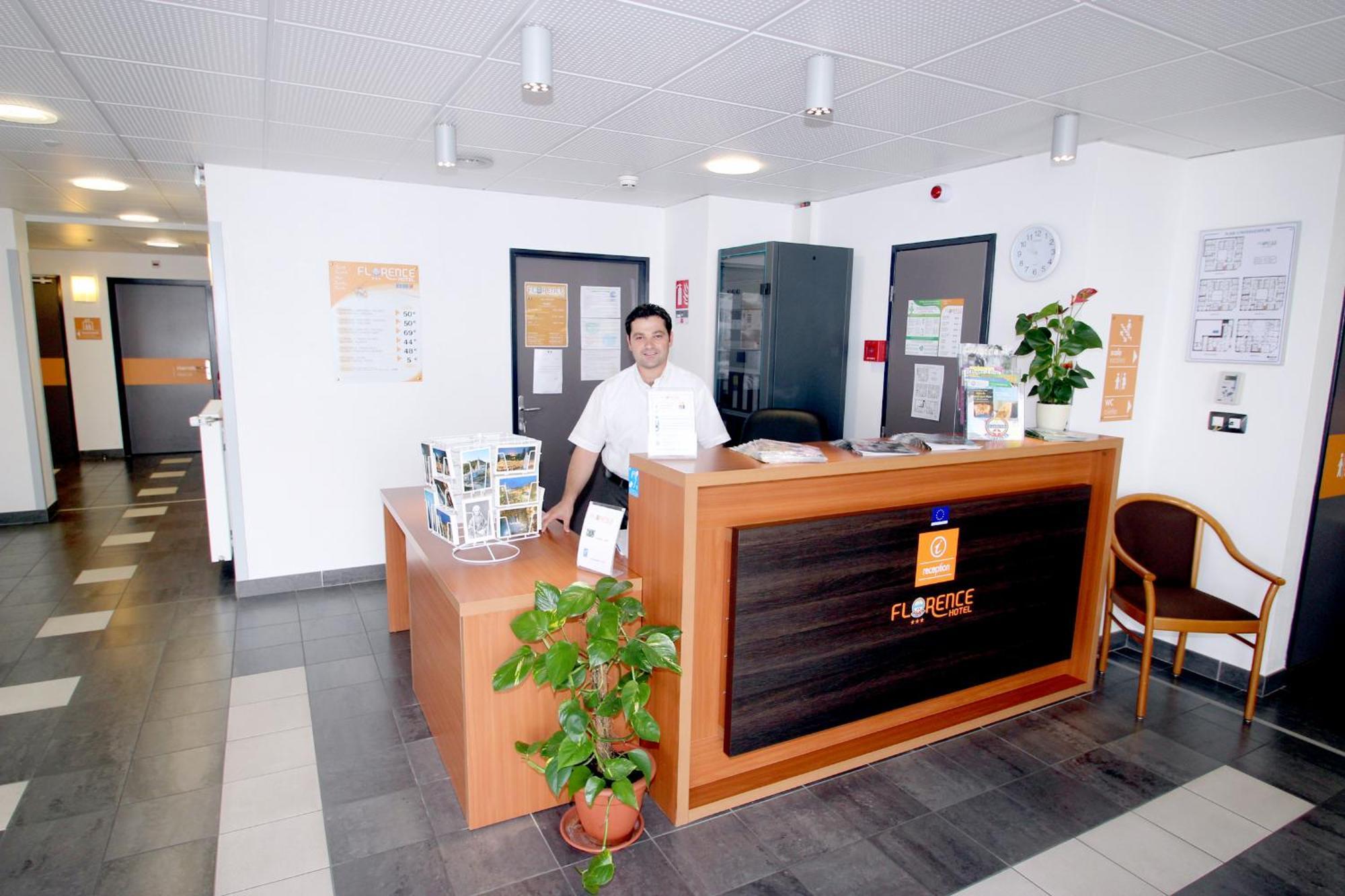 Hotel Florence ลูร์ด ภายนอก รูปภาพ